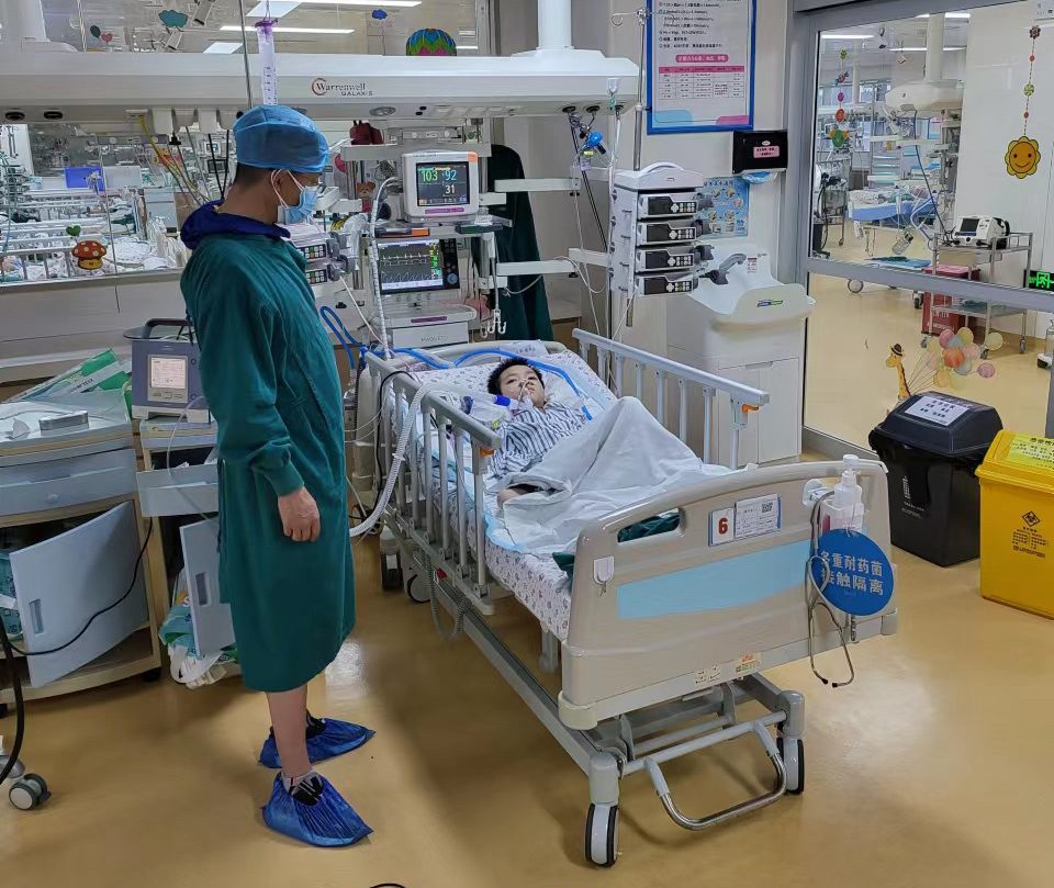 镇平县跨省救护车出租公司