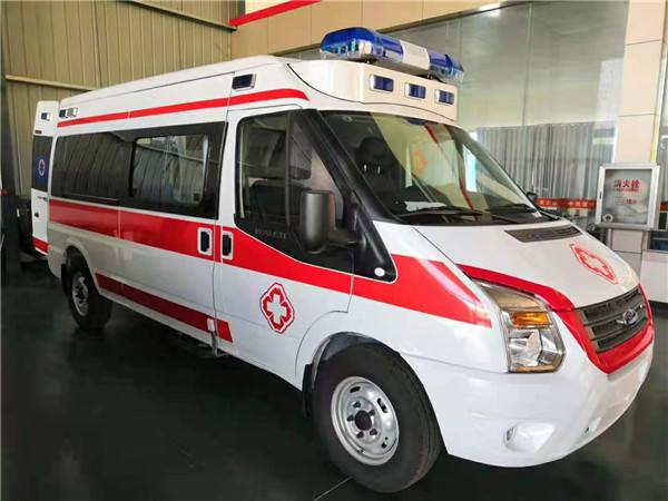 镇平县福特V362救护车
